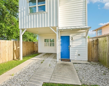 210 Garrotsville Street - Photo Thumbnail 10