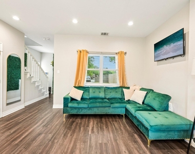 210 Garrotsville Street - Photo Thumbnail 1