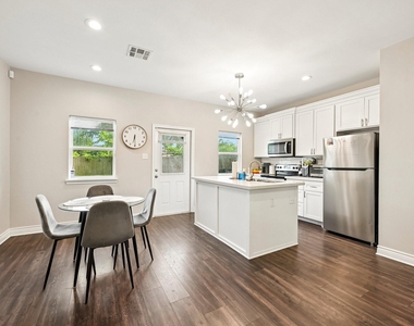 210 Garrotsville Street - Photo Thumbnail 16