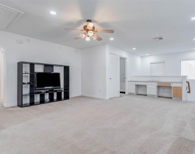 26511 Cresent Cove Lane - Photo Thumbnail 25