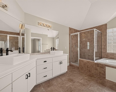 733 W 22nd Street - Photo Thumbnail 29