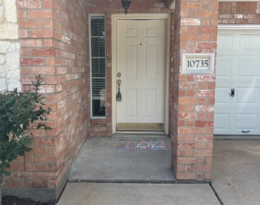 10735 Norchester Village - Photo Thumbnail 3