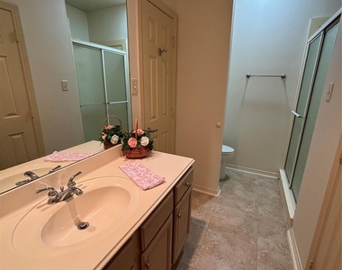 10735 Norchester Village - Photo Thumbnail 6