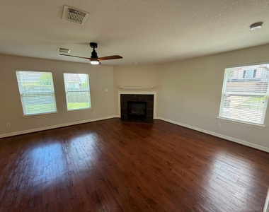 17923 Hollow Hill Lane - Photo Thumbnail 13