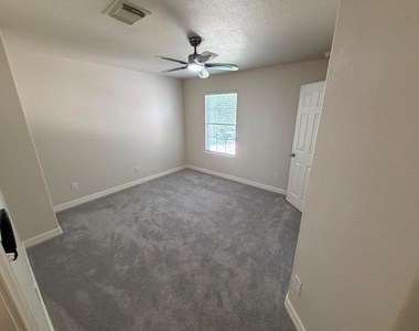 17923 Hollow Hill Lane - Photo Thumbnail 8