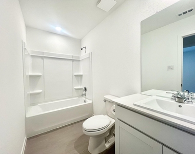 712 Zuppino Lane - Photo Thumbnail 9