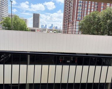 3231 Allen Parkway - Photo Thumbnail 11