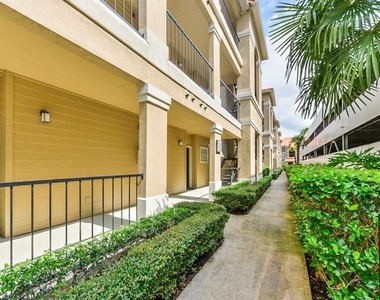 3231 Allen Parkway - Photo Thumbnail 1