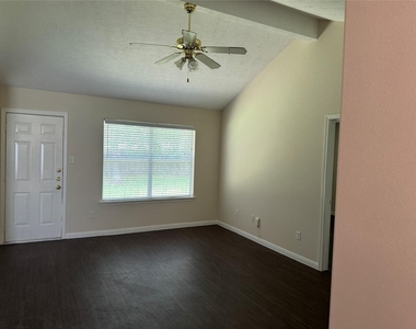 16310 Long Valley Court - Photo Thumbnail 4