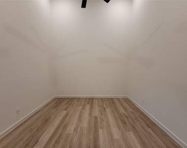 2509 Appian Way Way - Photo Thumbnail 23