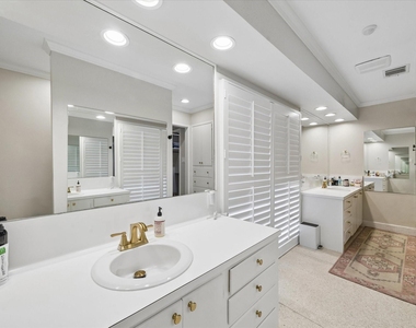 319 Tynebridge Lane - Photo Thumbnail 9