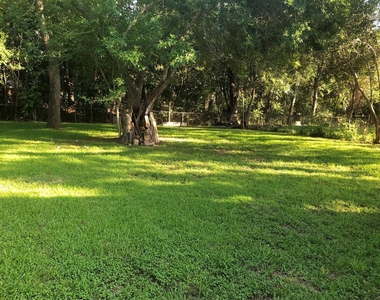 111 Wheaton Street - Photo Thumbnail 3