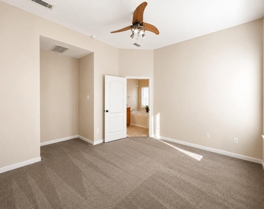 3011 Sunchase Court - Photo Thumbnail 3