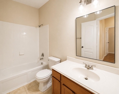 3011 Sunchase Court - Photo Thumbnail 14