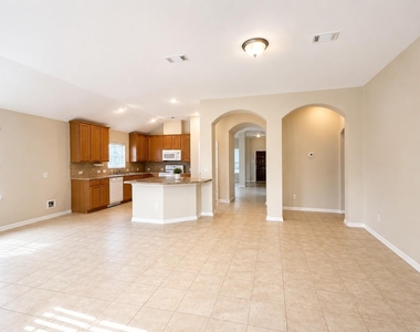 3011 Sunchase Court - Photo Thumbnail 7