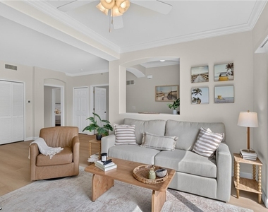 13110 Bella Casa Circle - Photo Thumbnail 8
