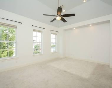 2960 Rusk Street - Photo Thumbnail 15