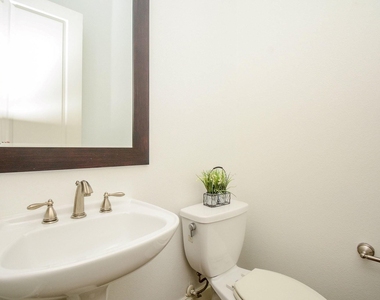 2960 Rusk Street - Photo Thumbnail 10