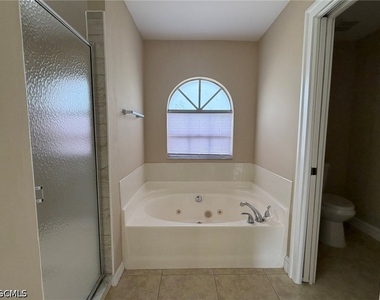 3404 Ne 9th Avenue - Photo Thumbnail 27
