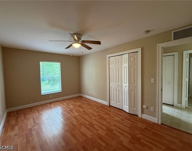 3404 Ne 9th Avenue - Photo Thumbnail 15