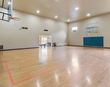11540 Villa Grand - Photo Thumbnail 23