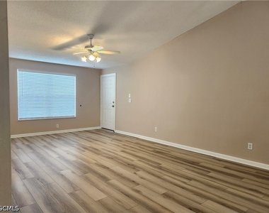 19136 Miami Boulevard - Photo Thumbnail 12