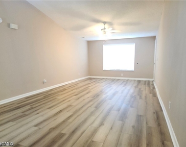 19136 Miami Boulevard - Photo Thumbnail 3