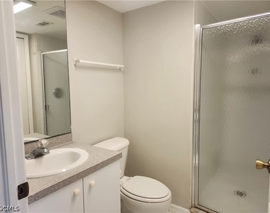 621 Sw 47th Terrace - Photo Thumbnail 6