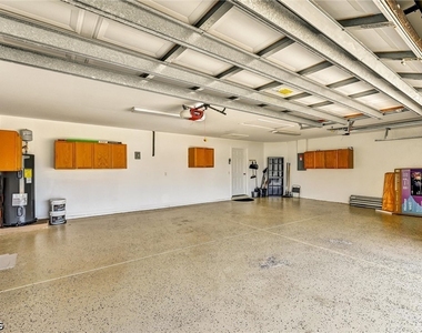 311 Sw 32nd Place - Photo Thumbnail 13