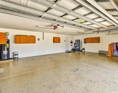 311 Sw 32nd Place - Photo Thumbnail 14