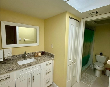 7123 Penner Lane - Photo Thumbnail 11