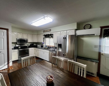 155 Dorr - Photo Thumbnail 1