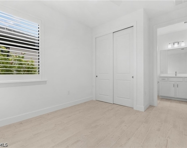 2104 Freemont Way - Photo Thumbnail 14