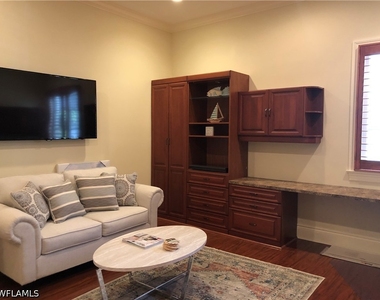 1400 Gulf Shore Boulevard N - Photo Thumbnail 22