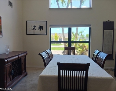 2727 Se 24th Place - Photo Thumbnail 4