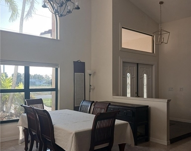 2727 Se 24th Place - Photo Thumbnail 6