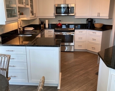 4551 Gulf Shore Boulevard N - Photo Thumbnail 6