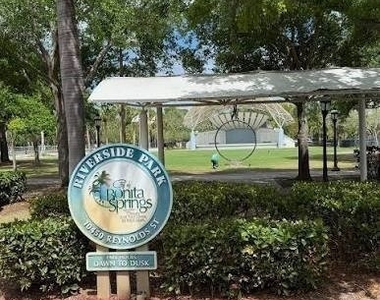 10651 Hampton Street - Photo Thumbnail 2