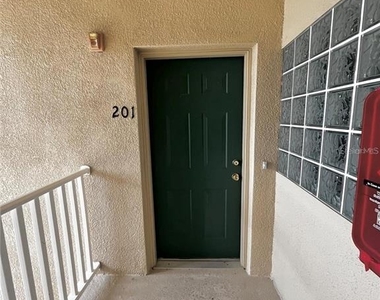 6011 Skydale Way - Photo Thumbnail 1
