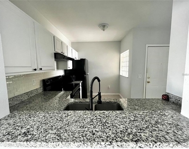 6011 Skydale Way - Photo Thumbnail 4