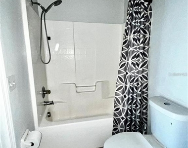 6011 Skydale Way - Photo Thumbnail 21