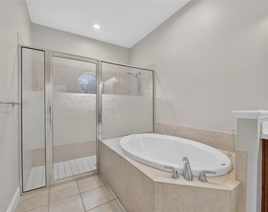 5401 Cafrey Place - Photo Thumbnail 39