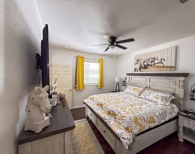 317 28th Street W - Photo Thumbnail 12
