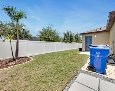 12401 Streambed Drive - Photo Thumbnail 27