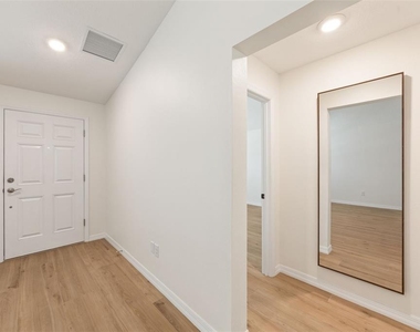 12401 Streambed Drive - Photo Thumbnail 11