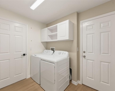 12401 Streambed Drive - Photo Thumbnail 23