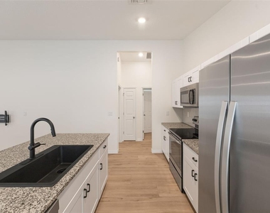 12401 Streambed Drive - Photo Thumbnail 8