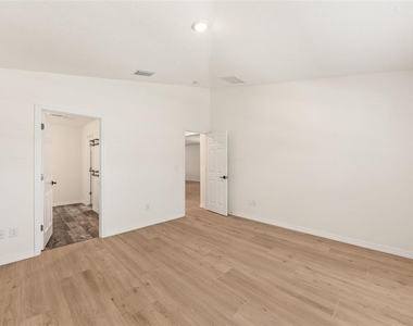 12401 Streambed Drive - Photo Thumbnail 13