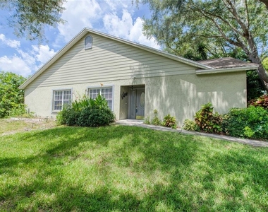 2390 Bentley Dr - Photo Thumbnail 34