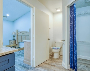 2390 Bentley Dr - Photo Thumbnail 22